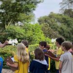 Para a Geração Alpha, mais natureza e contato humano e menos telas